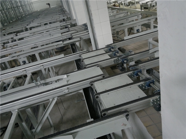 托盘链式翻转装置